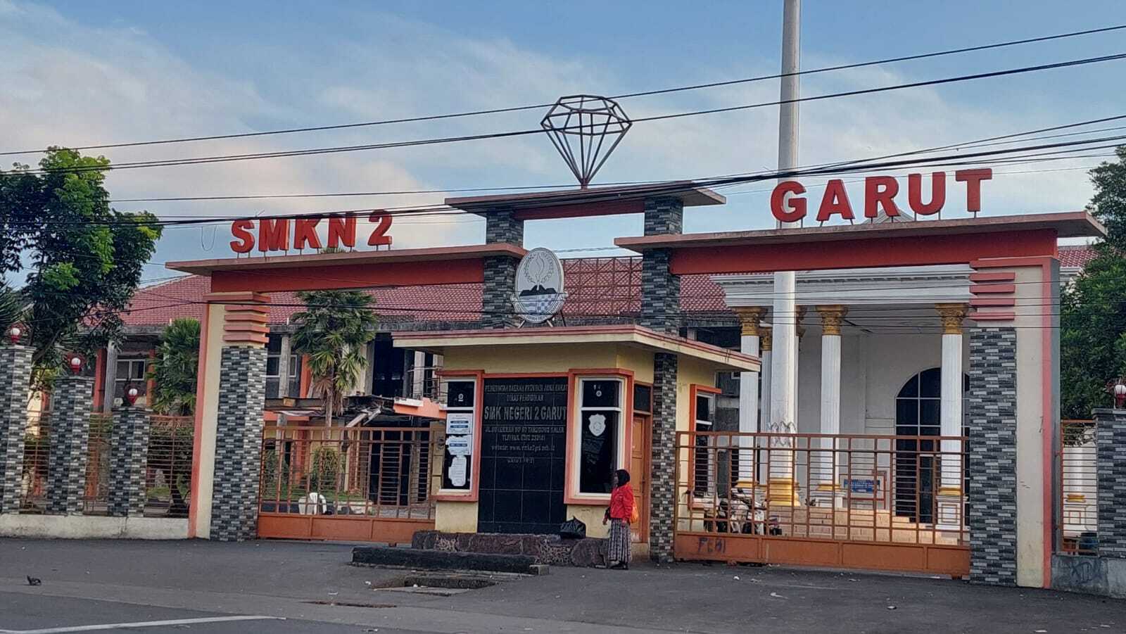 Simpe Nasional: Temuan Indikasi Penyimpangan Dana BOSP dan BOPD di SMKN 2 Garut